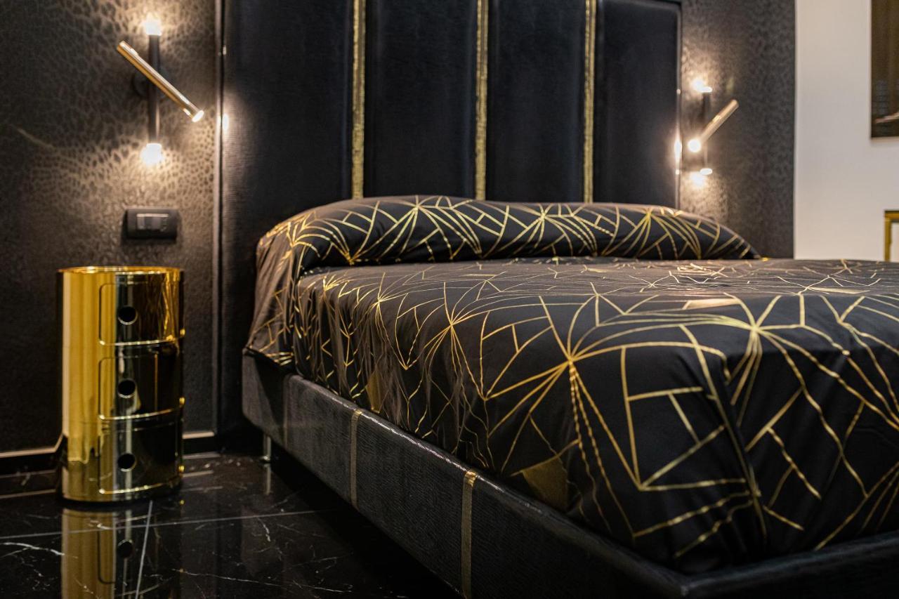 Prezioso Suites & Rooms 莱切 外观 照片