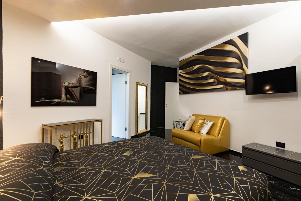 Prezioso Suites & Rooms 莱切 外观 照片
